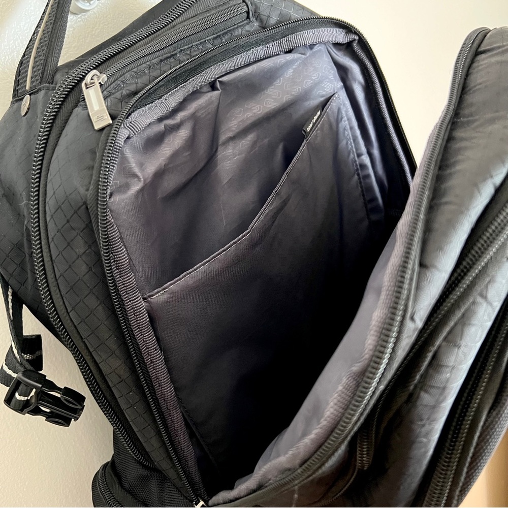 Rival 17.3 Inch Laptop Backpack with Hardshell Side Pockets, Black - Picture 9 of 17